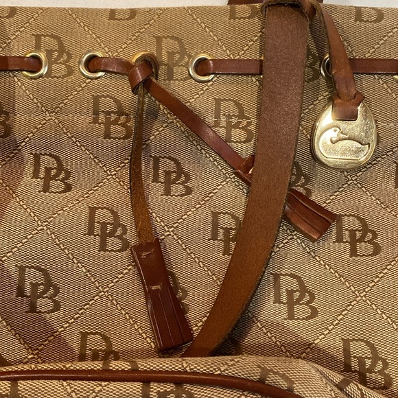 Dooney & Bourke Tan and Brown Shoulder Bag - Picture 4 of 5